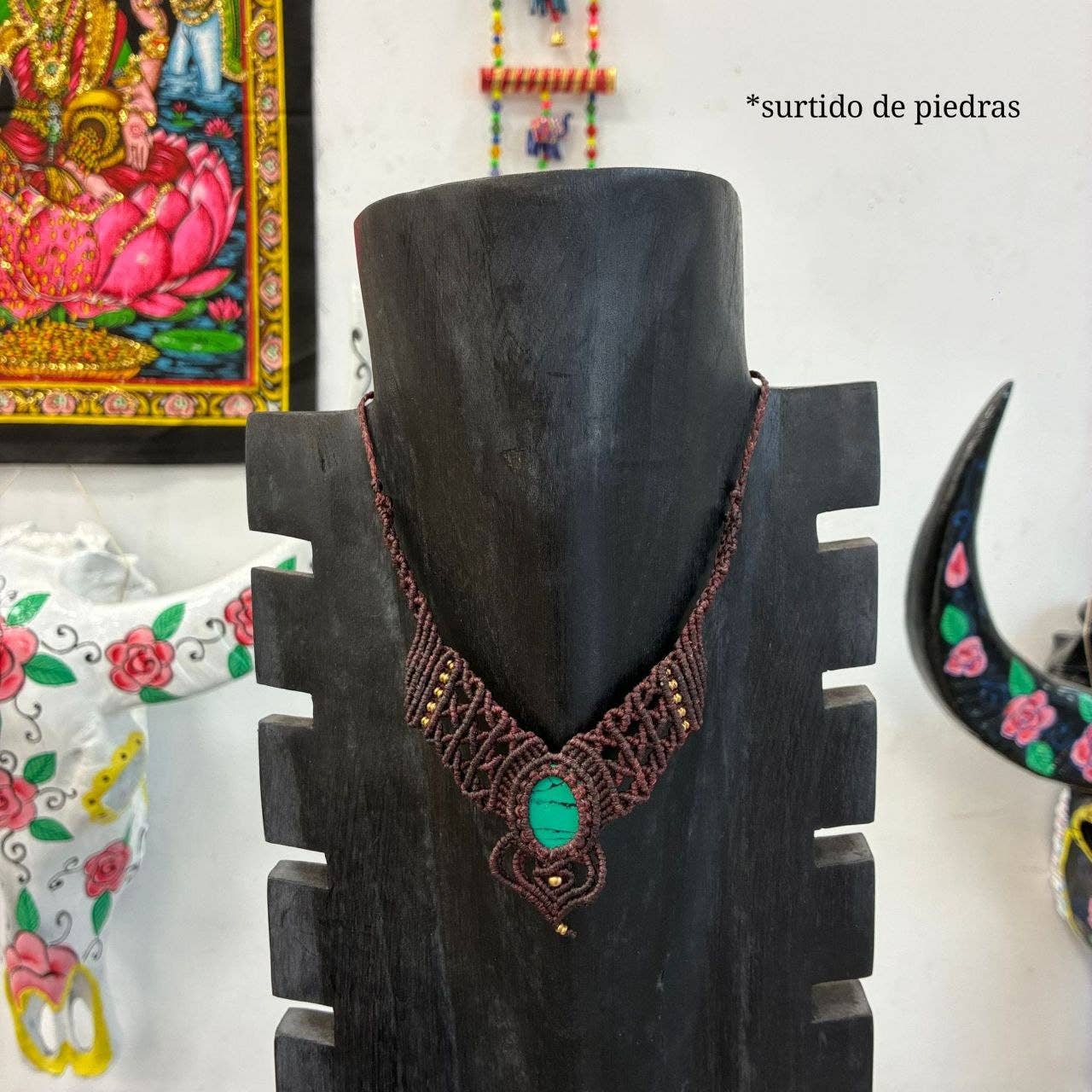 Hecho a mano - Vendita all'ingrosso Girocollo/collier - Collana colorata in macramè con pietra centrale6