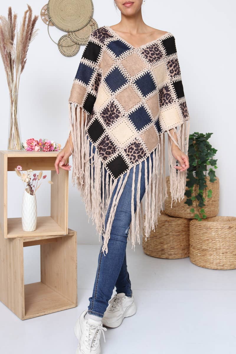 Brun Fringet patchwork poncho med bohemeånd og teksturerede tern for engroshandel på Faire0
