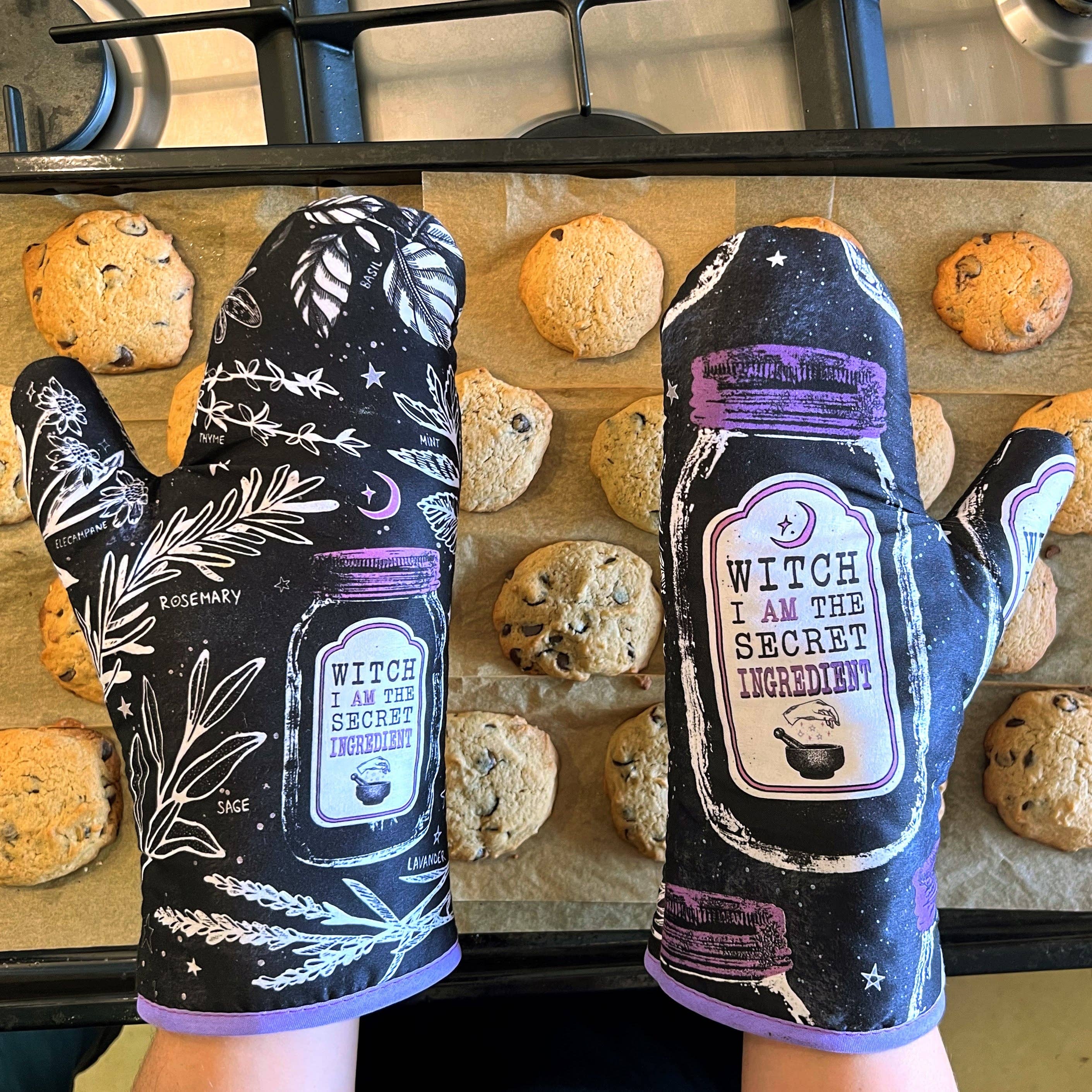 Spirit Nest - Wholesale Oven Mitt/Pot Holder - Kitchen Witch Oven Mitt Set - The perfect Halloween gift!9