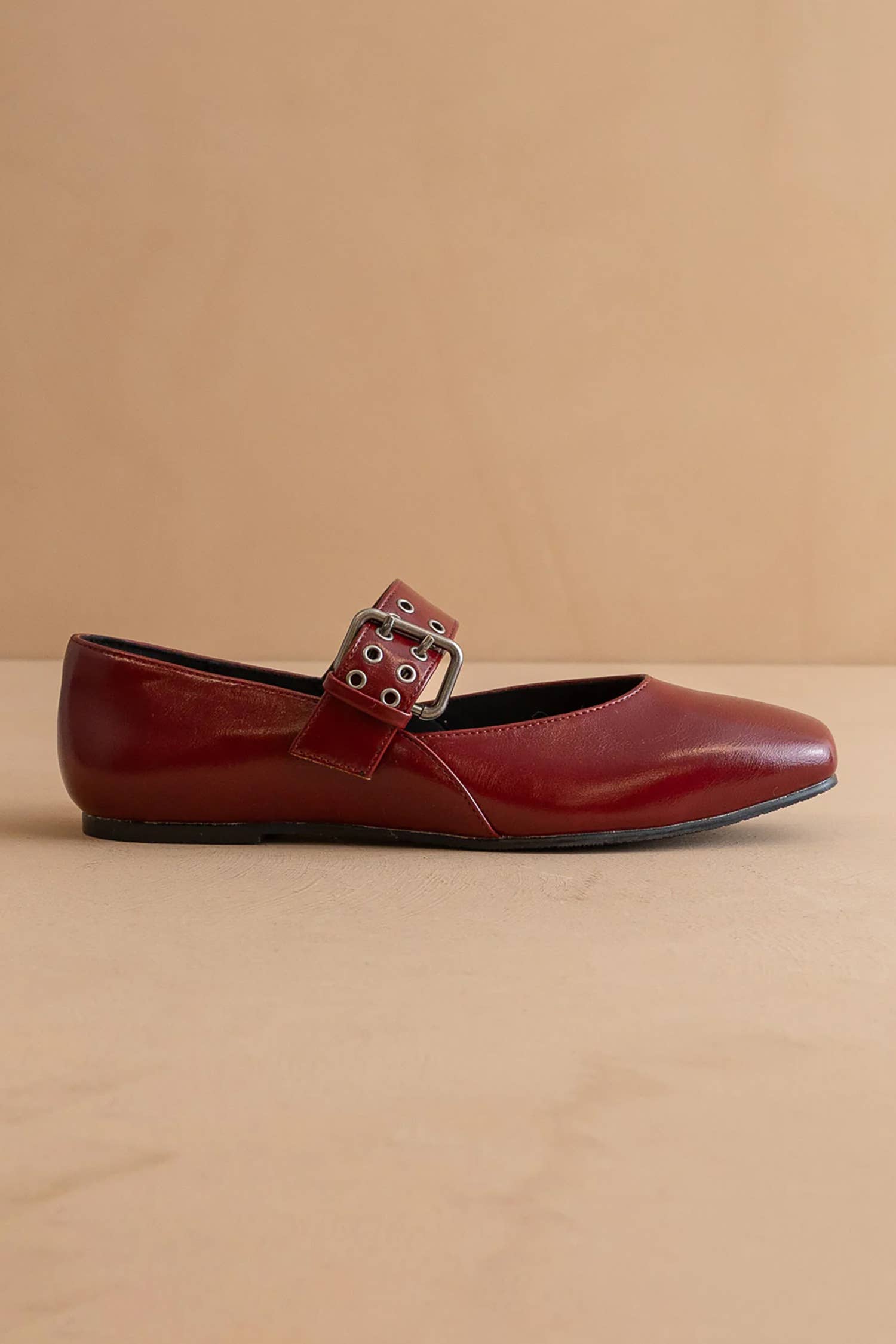 Mis Jes - Wholesale Flats - Women's - OS-SOHO17