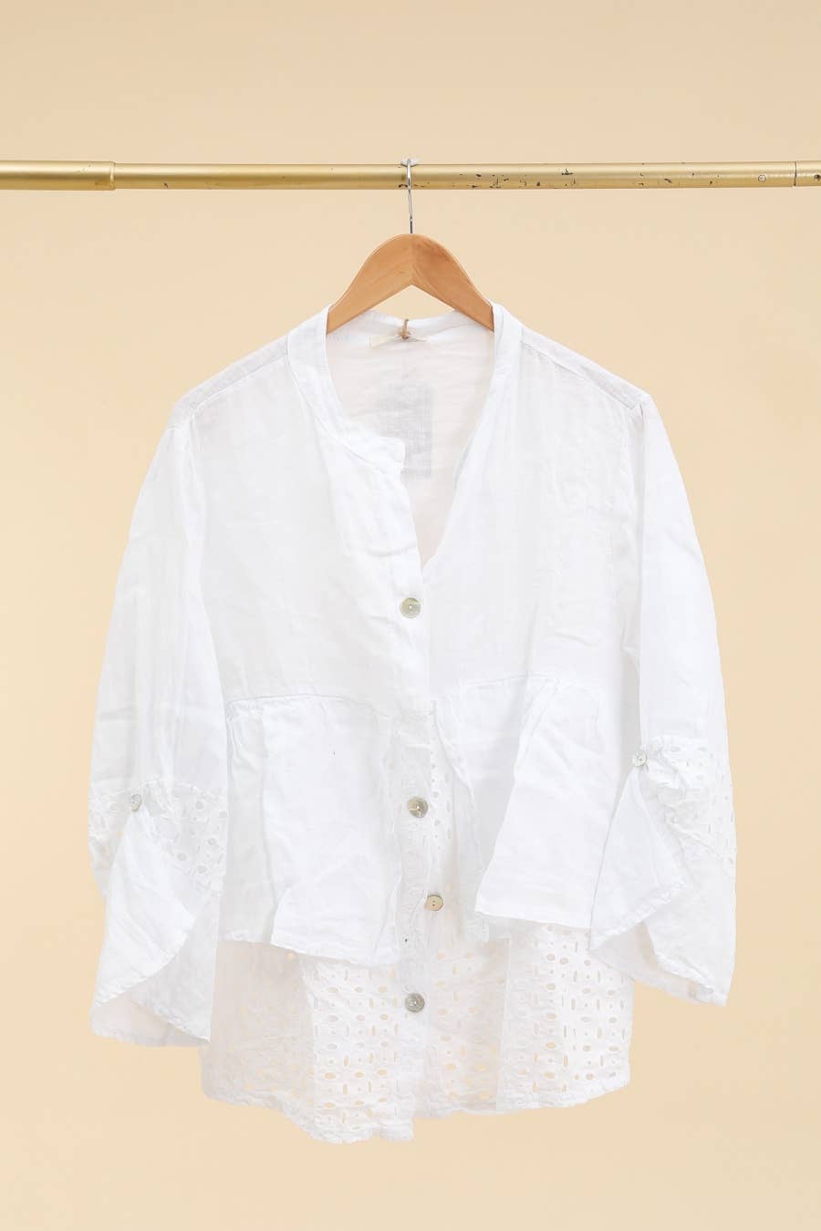 LÉA & LUC – Großhandel Hemd mit Button-down-Kragen – Damen – Hemd aus 100% Leinen REF. 1198631