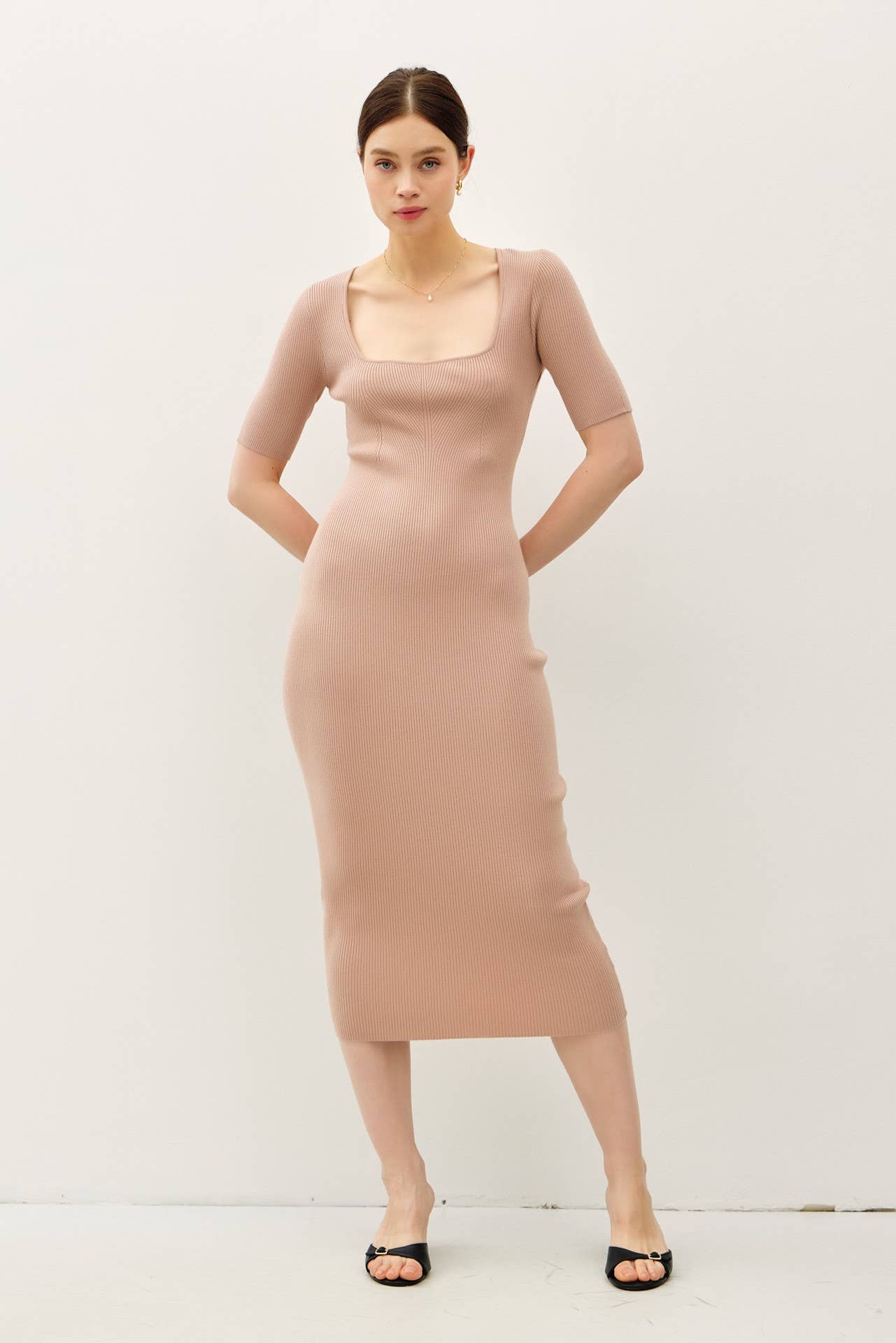 Be Cool - Wholesale Dress - Women's - SQUARE NECK HALF SLEEVE BODY CON SWEATER DRESS3