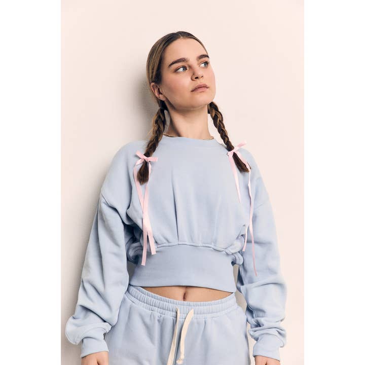 Sweat court ballon en éponge de coton biologique pour la vente par The Blank Lab