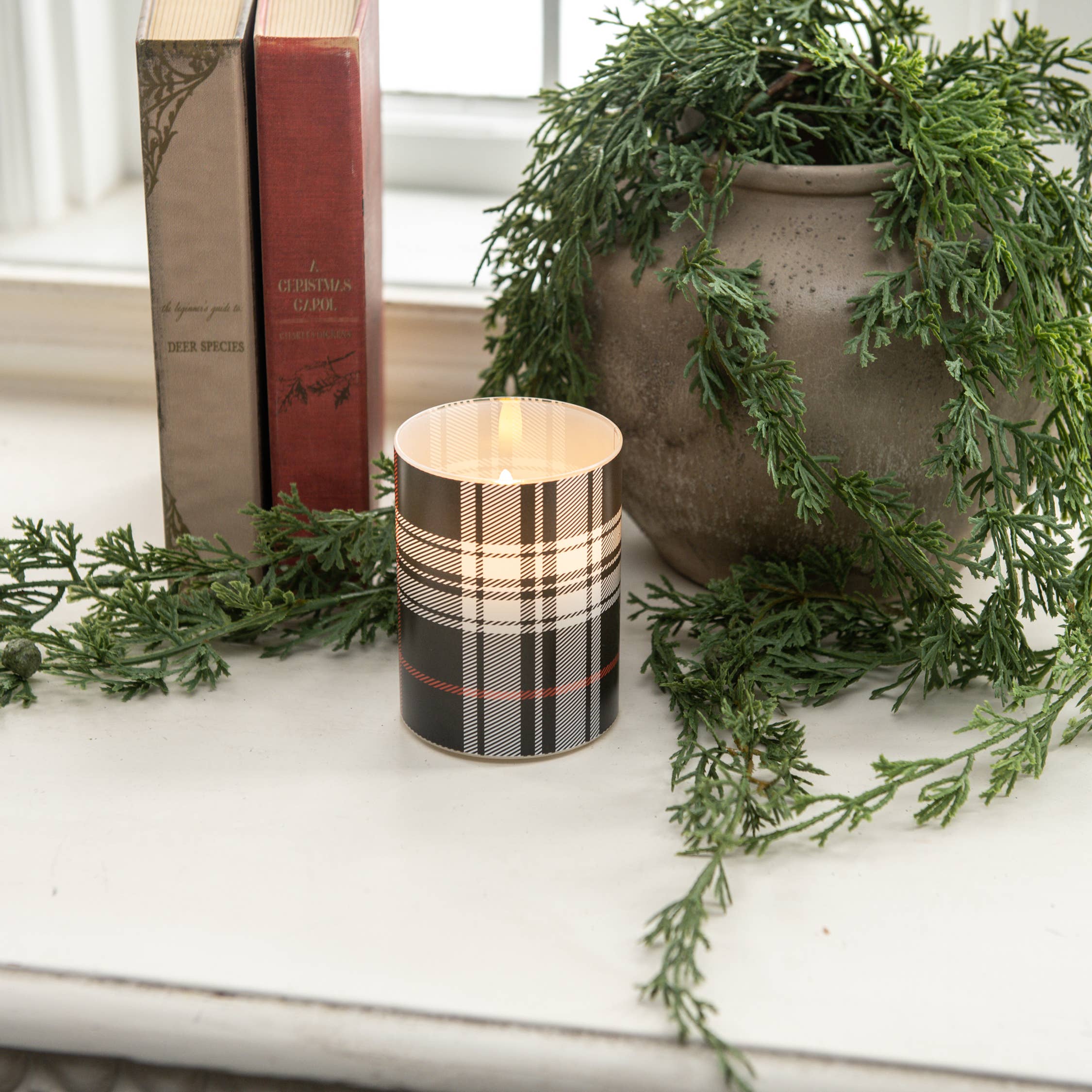 Ragon House – wholesale Flamlöst ljus – 4" SVART & VIT TARTAN 3D FLAMGLAS LJUS