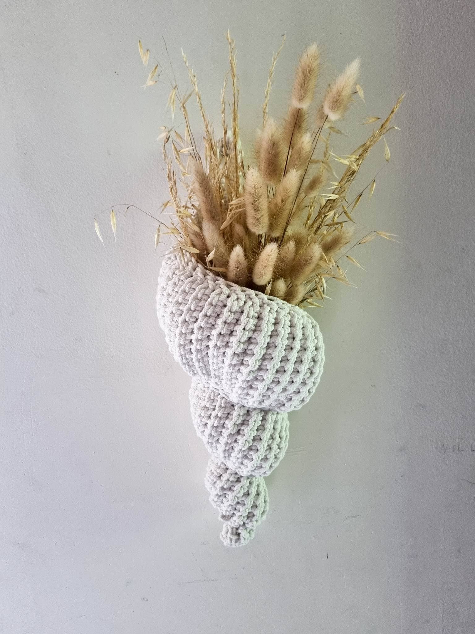 Naturalmarjory – wholesale Korg – Bulot M, dekorativ korg i bohemisk stil formad som snäcka4