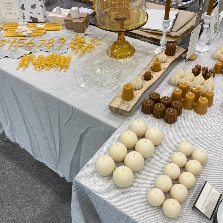 Waxing Moon - Wholesale Novelty Candle - Snowballs1