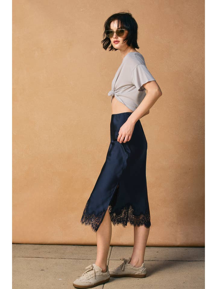 Dress Forum - Wholesale Skirt – Women’s - Dull Satin Lace Hem Pencil Skirt (1)1