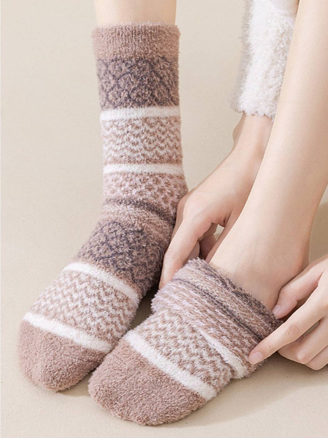 Funkyrel® Atzbranding Limited - Wholesale Socks - Women's - Rufia - Cozy Fleece Thick Mid-Calf Socks24