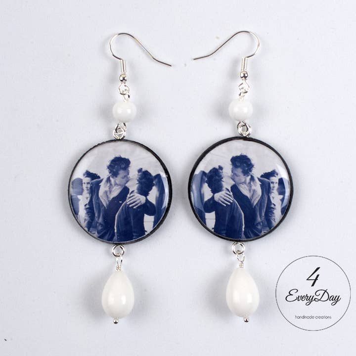 Orecchini in legno - Il Bacio hotel De Ville di Doisneau per la vendita all'ingrosso da parte di 4everyday Handmade