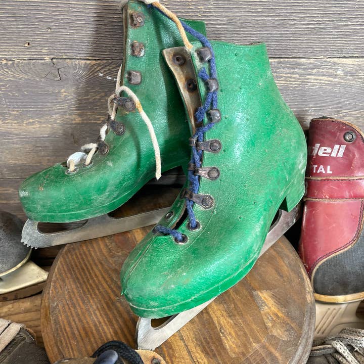 My Amigos Imports - Wholesale Sporting Accessories - Vintage Old Ice Skates-Pair-Skating-WH5-Assorted-$28 4