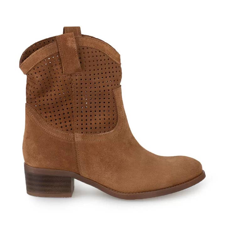 COWBOY STYLE for wholesale by What a Shoes