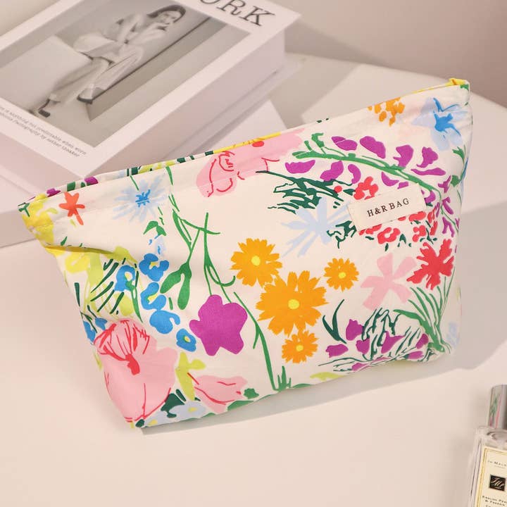 Dipped Shop - Wholesale Makeup/Cosmetic Bag - Colorful Floral Print Simple Cosmetic Bag DPB1012