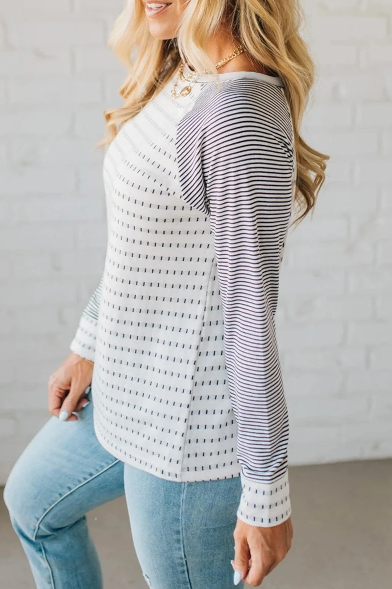 Noir T-shirt à manches longues patchwork raglan à rayures noires en vente sur Faire2