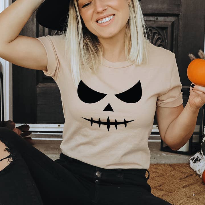 Printliss - Vente T-shirt sérigraphié – femme - T-shirt Halloween Citrouille - Bella Canvas2