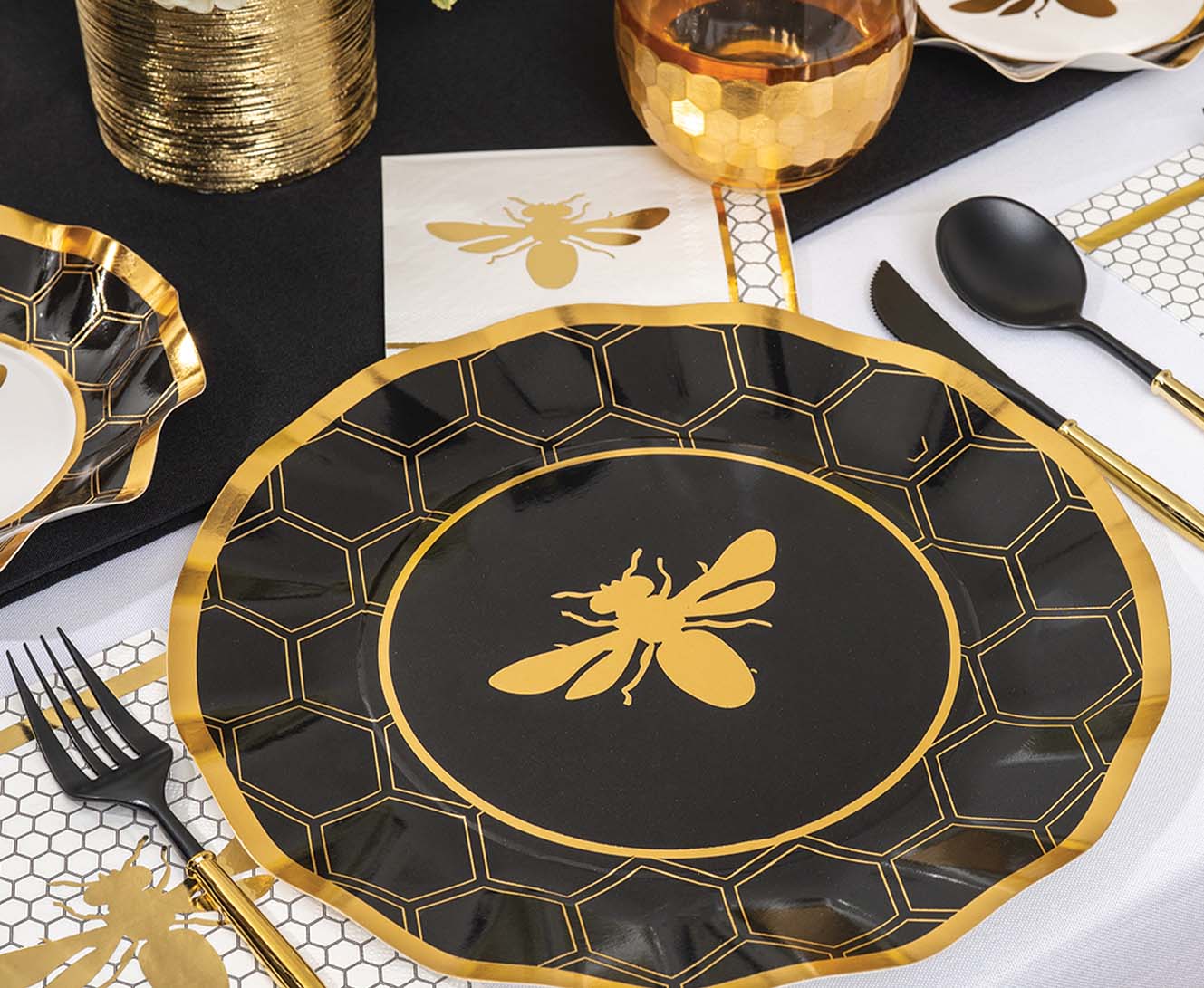 Sophistiplate - Wholesale Assorted Cutlery Set - Black & Gold Bella Assorted Plastic Cutlery/24pc, Service for 84