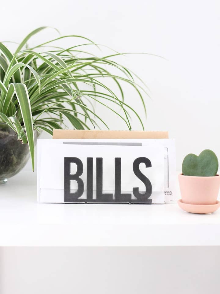 Bills Titular Correo para venta al por mayor de Highland Ridge | Handmade Home Decor