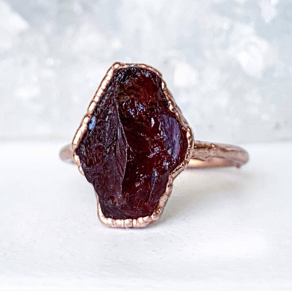 Buddha Blossom Jewels – Anel de cocktail/declaração por atacado – Anel Granada Cru Chunky em Cobre1