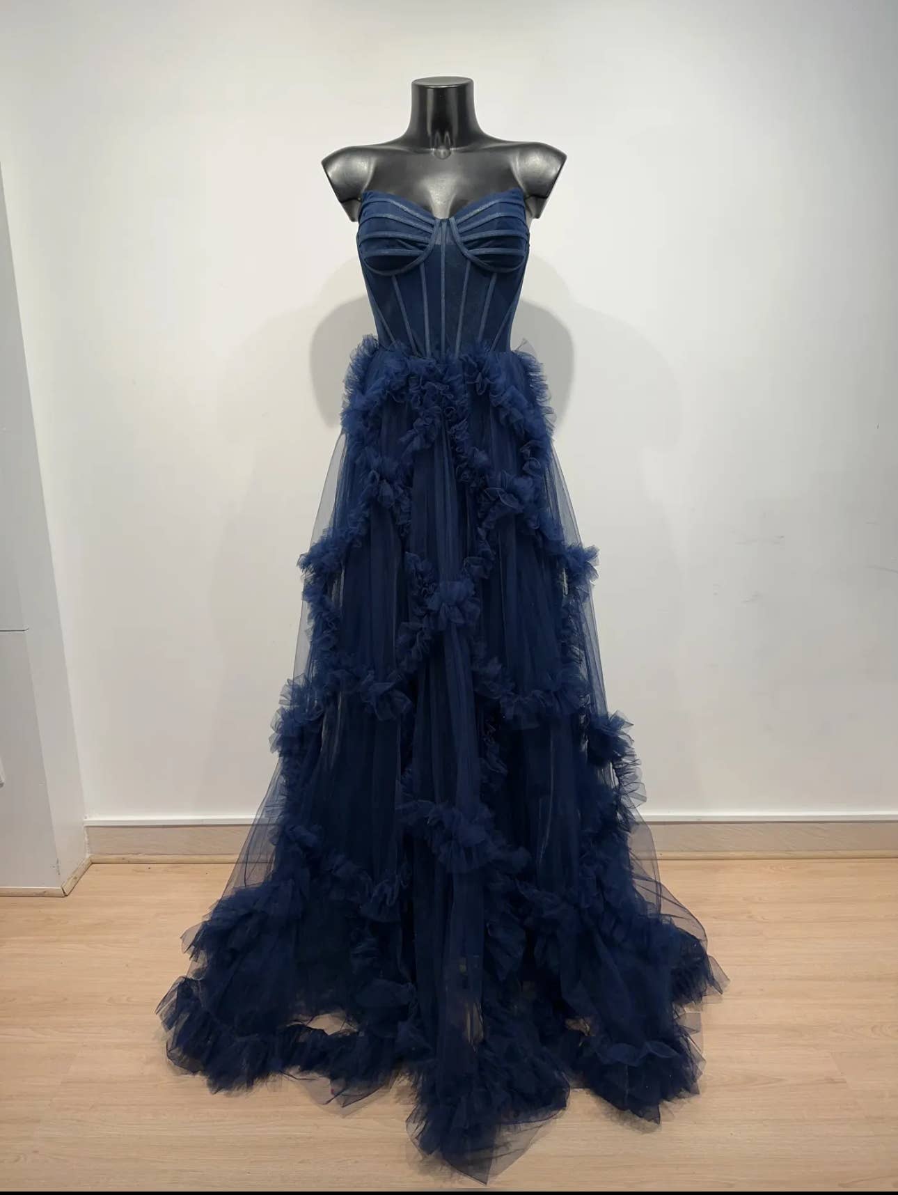 Lemon Nana – wholesale Gown – Women's – Emerald green tulle dress with a voluminous skirt8