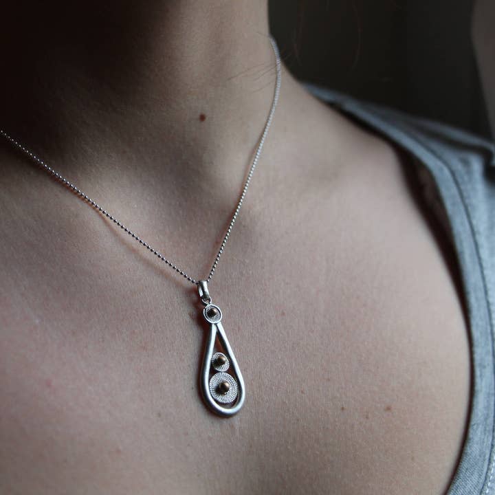 Necklace “Lagrima de Cobre” for wholesale by Etcaetera Création