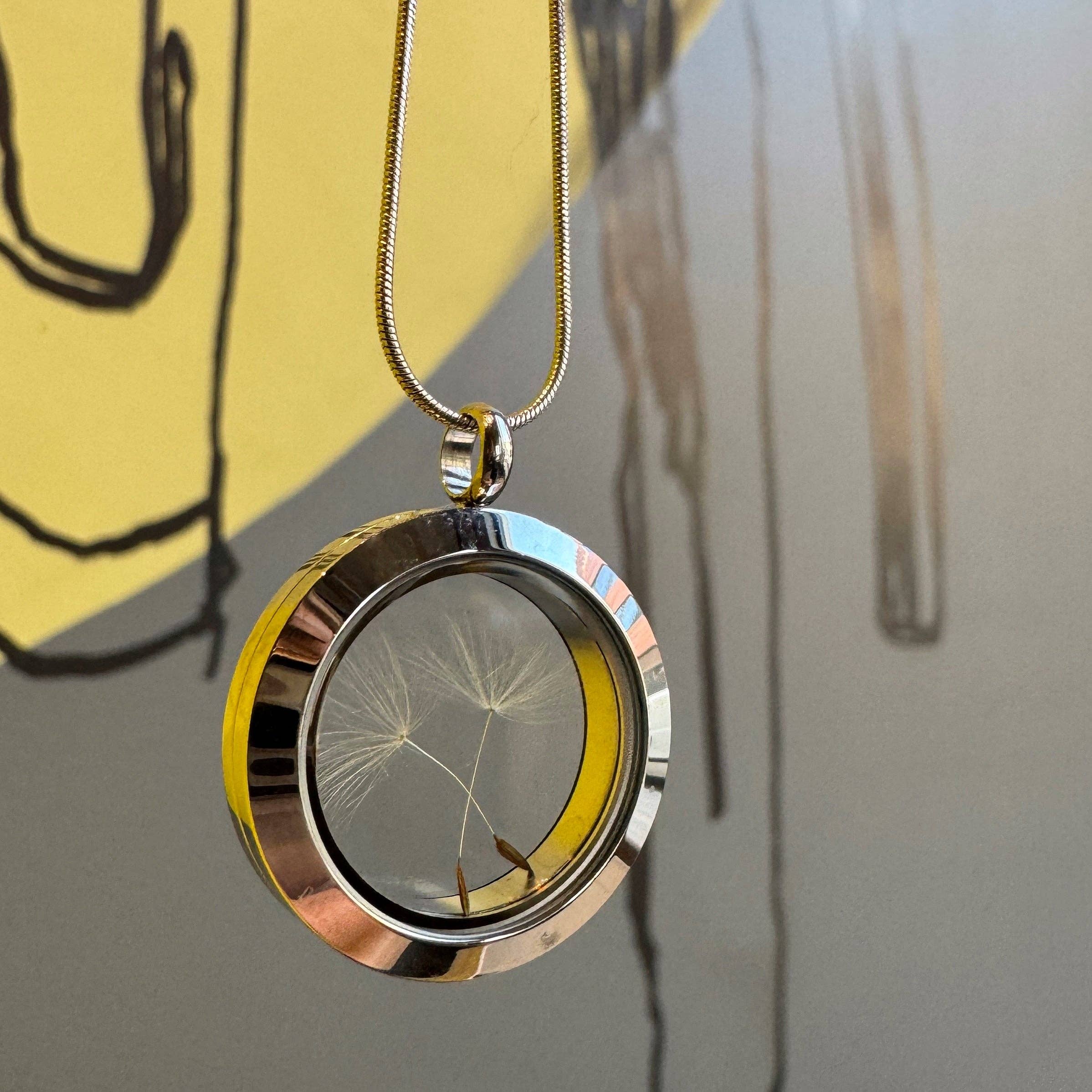 My Little Nature – Engroshandel Halskæde med vedhæng – Håndlavet halskæde med mælkebøttefrø – symbol på ønsker og drømme8