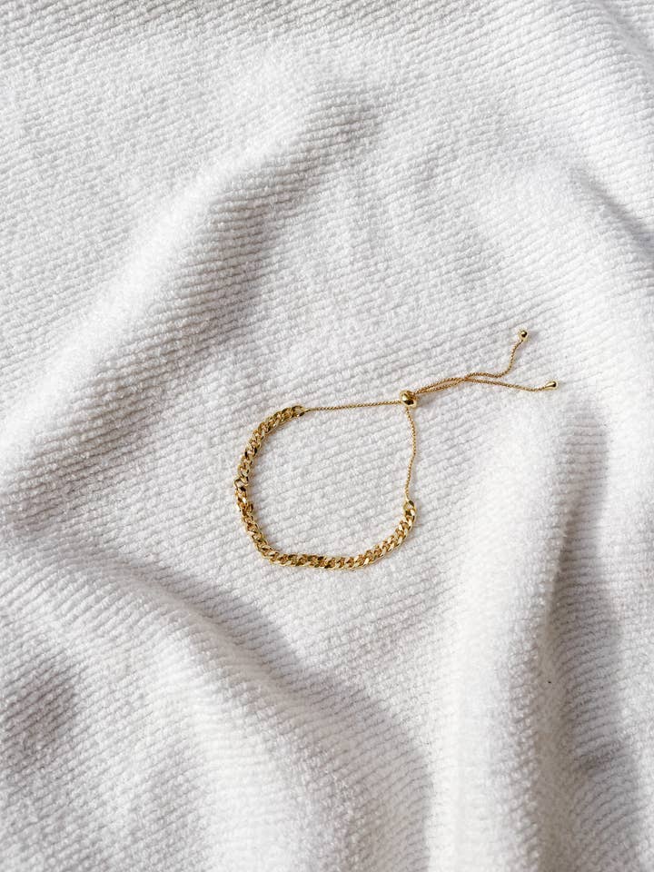 Tina Armreif für den Großhandel von Oak + Eve