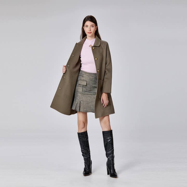 Smart and Joy - Wholesale Coat - Women's - Minimalist wool coat with a round collar4