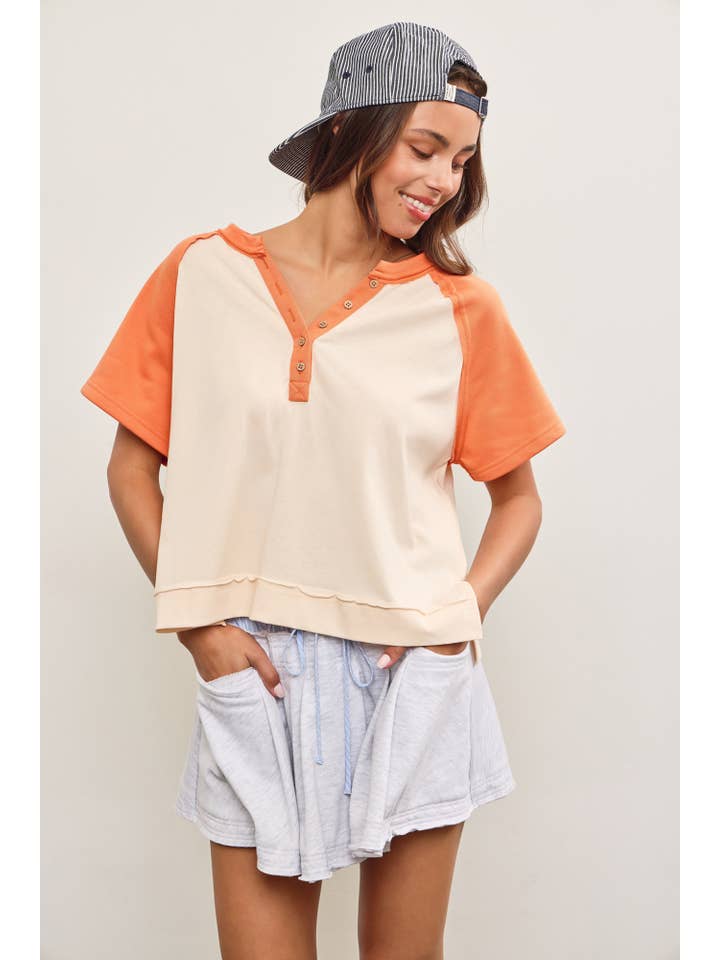 Mustard Seed - Wholesale Knit Top - Women's - SIDE SLIT COLOR BLOCK RAGLAN TOP
