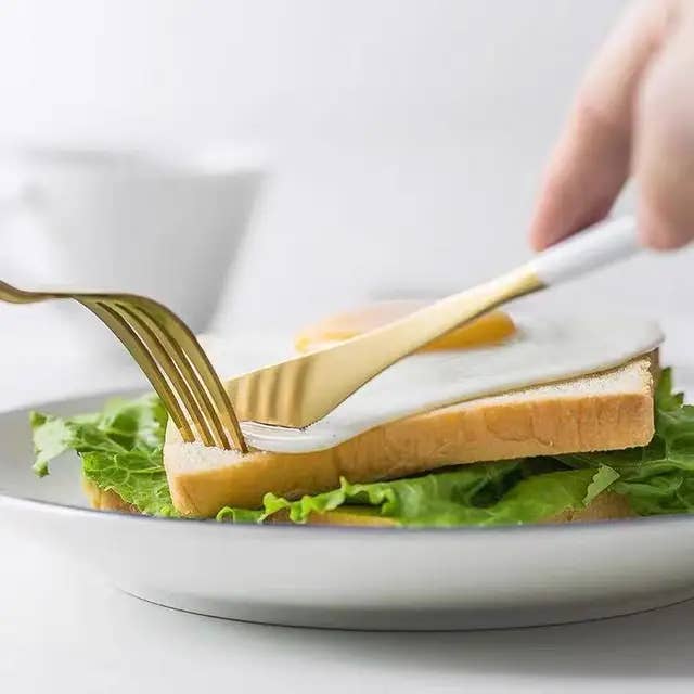 Sostraw & SmartThings - Vente Sets de couverts - Set de couverts au fini mat - 5 couleurs disponibles2