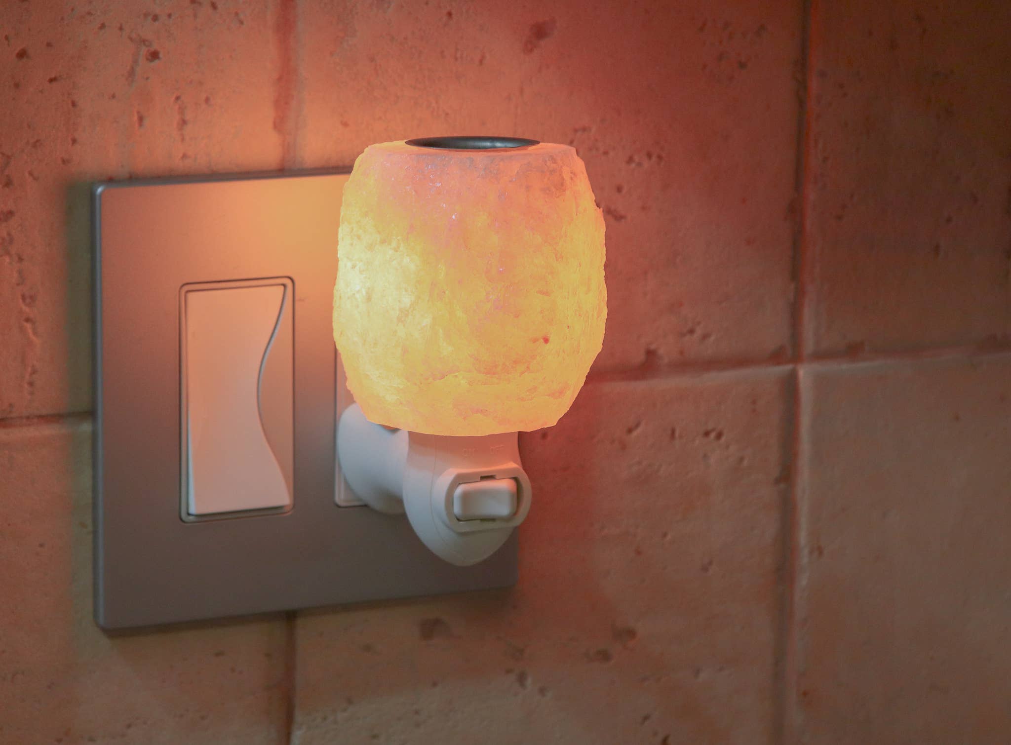 Himalayan Secrets - Wholesale Night Light - Himalayan Salt Aromatherapy Natural Night Light