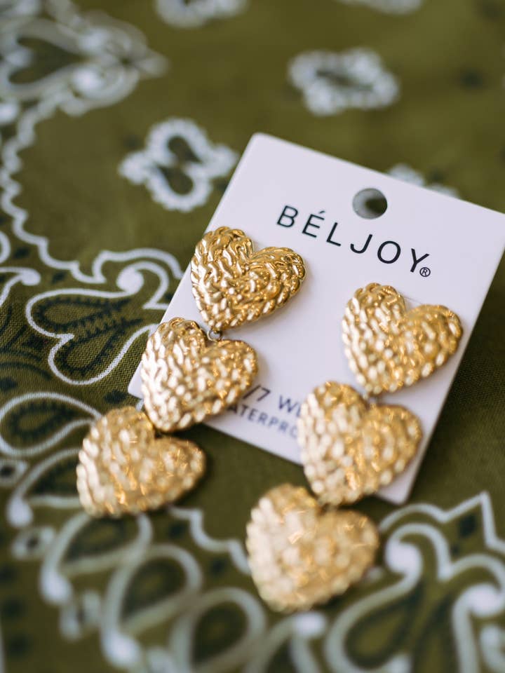 Evian Teksturerede Hjerteøreringe || Vælg Farve for engroshandel hos BELJOY