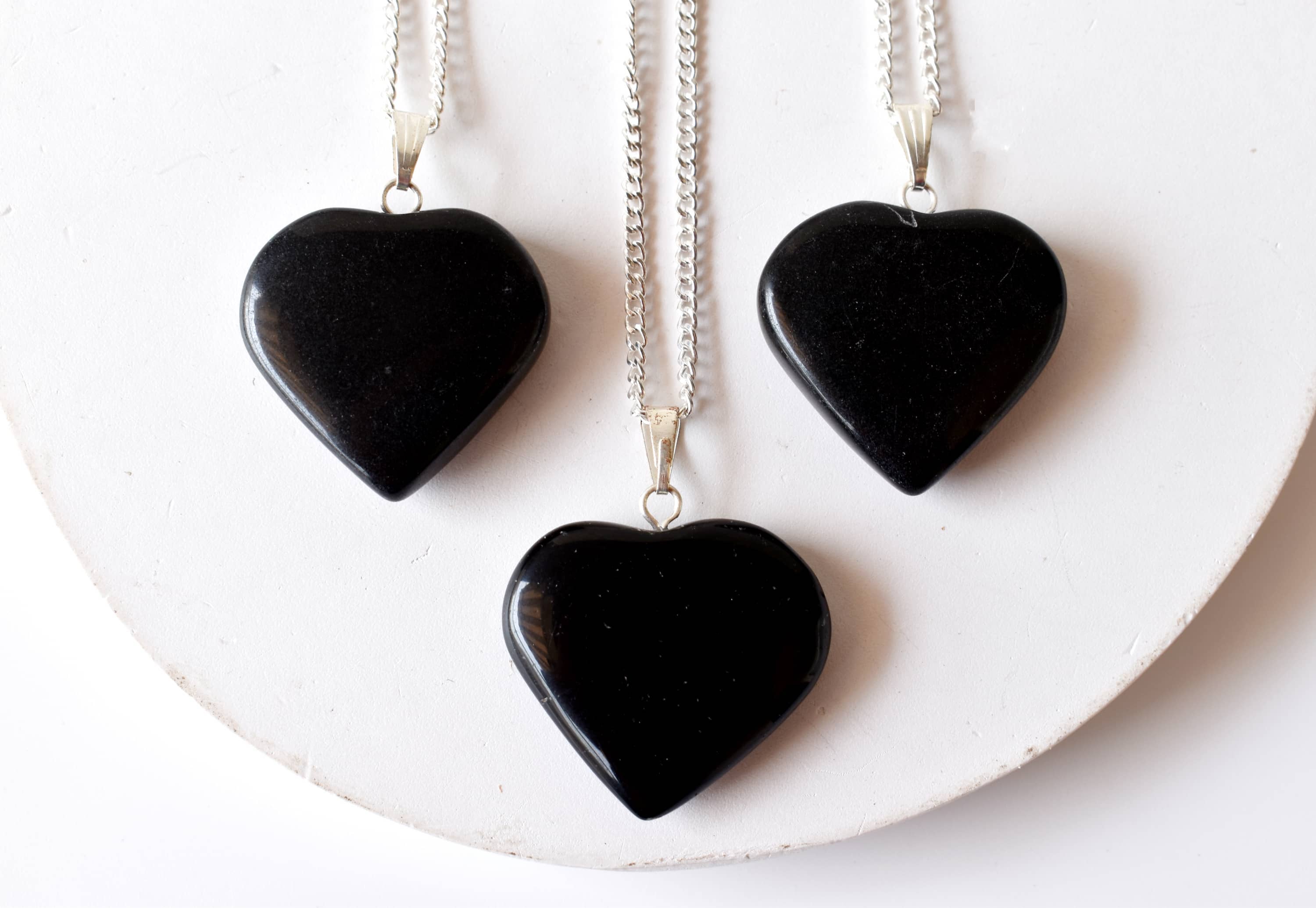 Soothing Crystals – wholesale Pendant/charm necklace – Crystal Heart Pendant | Black Tourmaline | Healing Gemstones1