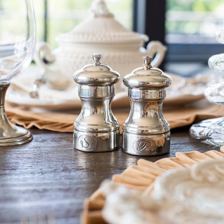 Arte Italica & Crown Linen Designs - Wholesale Salt & Pepper Shaker Set - Tavola Petite Pewter Salt & Pepper Grinder set