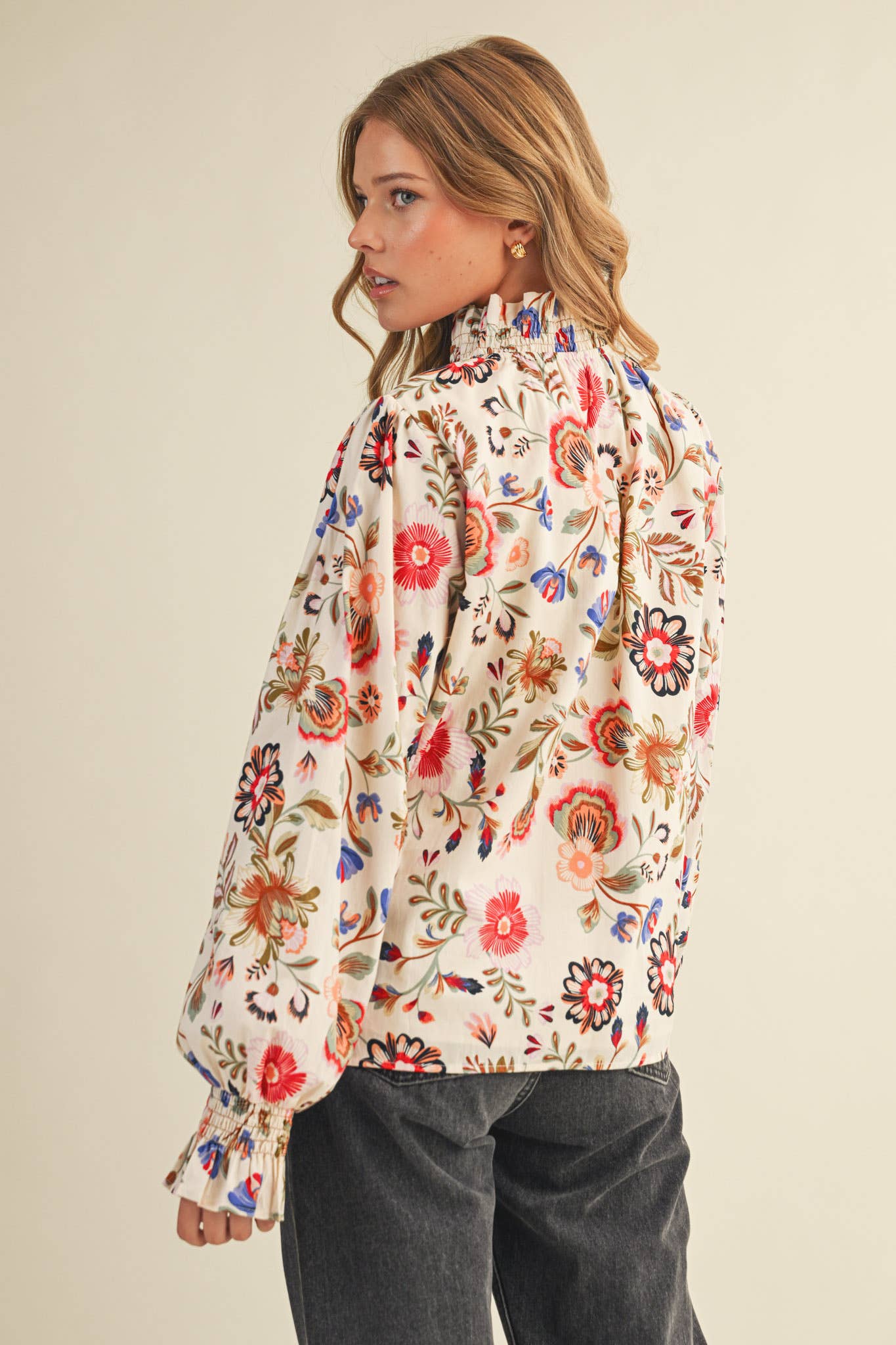 &MERCI - Wholesale Blouse - Women's - EXCLUSIVE FLORAL PRINT RUFFLED MOCK NECK TOP MTP42966