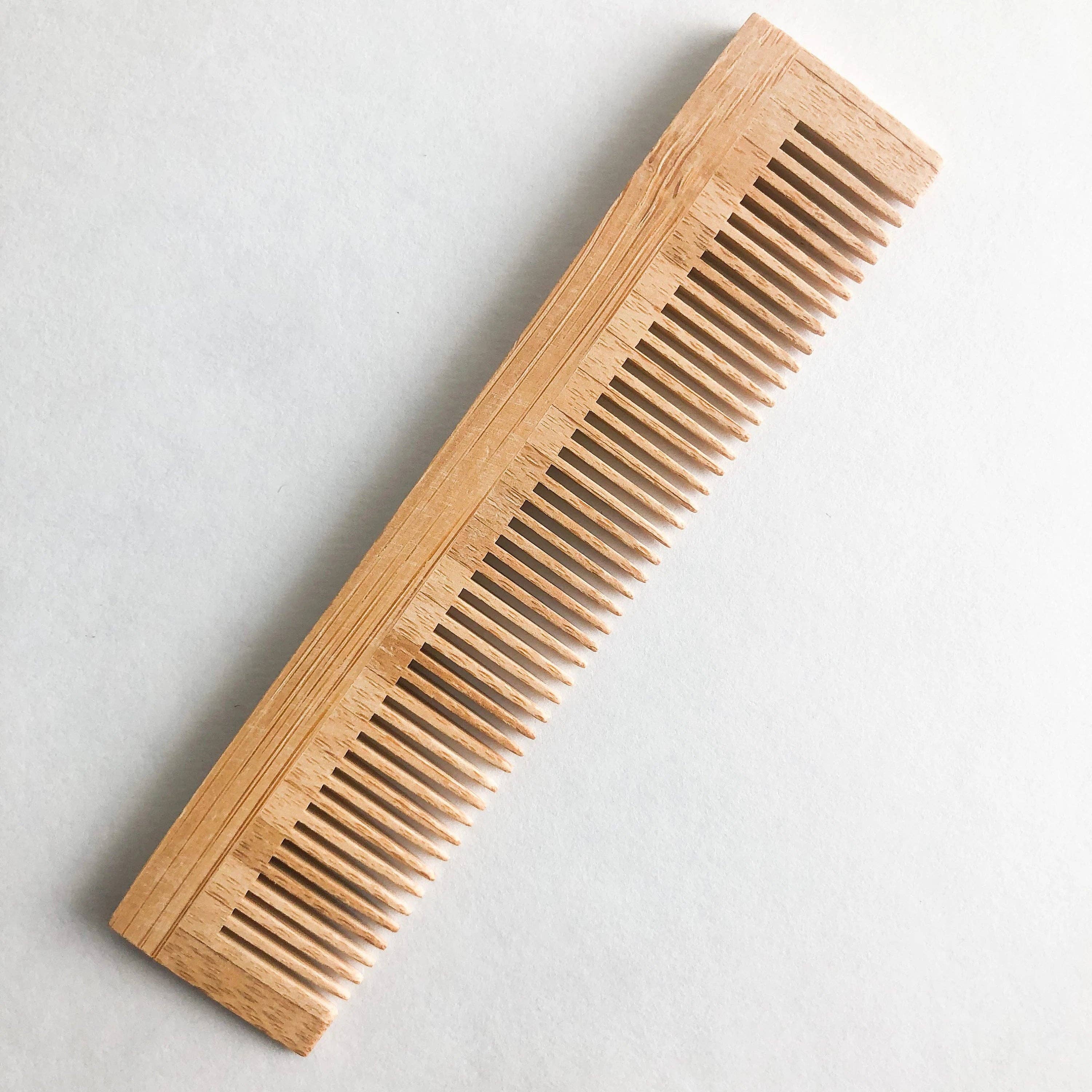 Smile Boutiques - Vente Peigne/brosse à cheveux - Peigne naturel en bambou - Biodégradable et sans plastique1