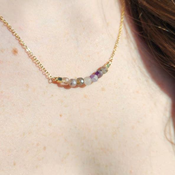 Collier Arc en Or Seven Crystal alias Melody Stone pour la vente par Edgy Petal Jewelry