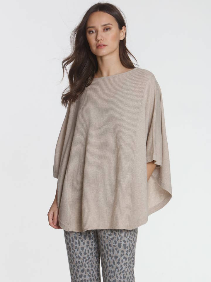 Poncho circulaire de luxe - Barley pour la vente par Label + Thread