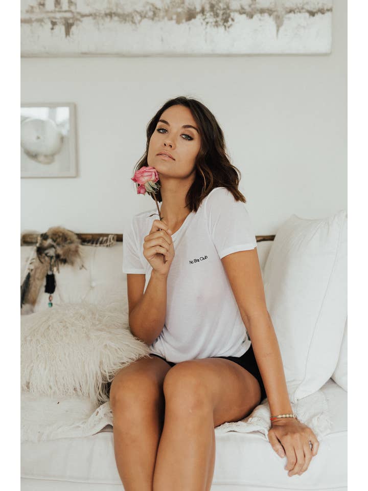 LADY/LAY - Wholesale T-Shirt - Women's - No Bra Club Cashmere Tee