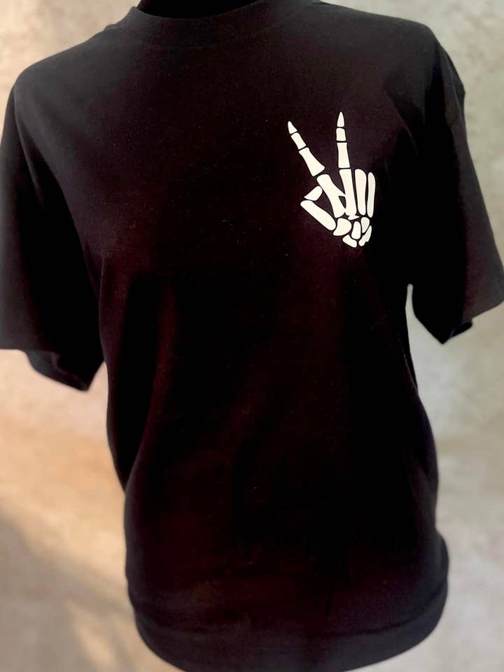 StricklandDesignCo - Vendita all'ingrosso Maglietta serigrafata - Unisex - passa il giorno in cui ti meriti una maglietta1