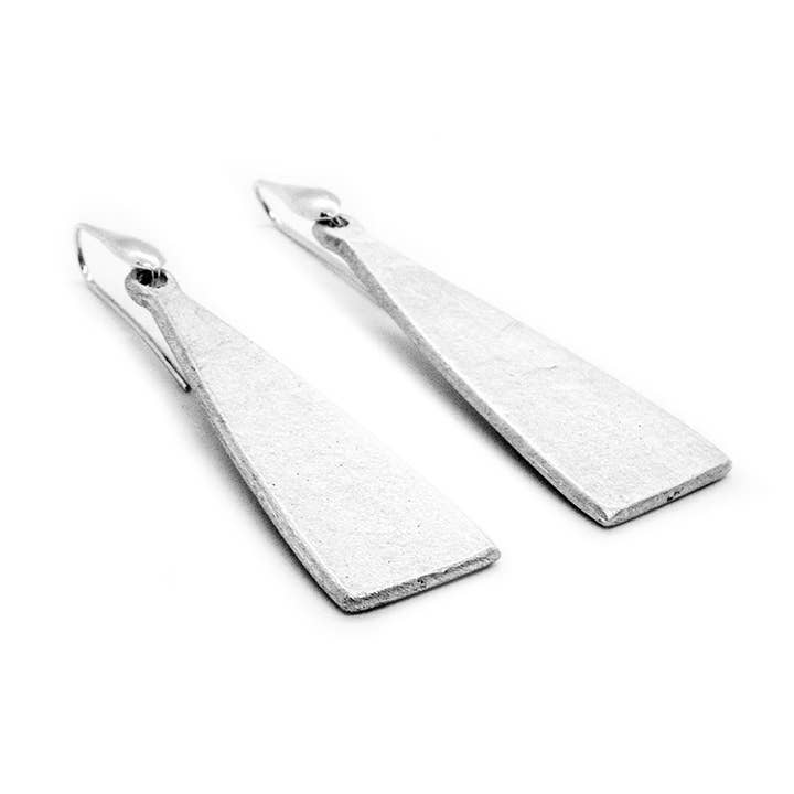 Pendientes triangulos para venta al por mayor de No War Factory s.r.l.