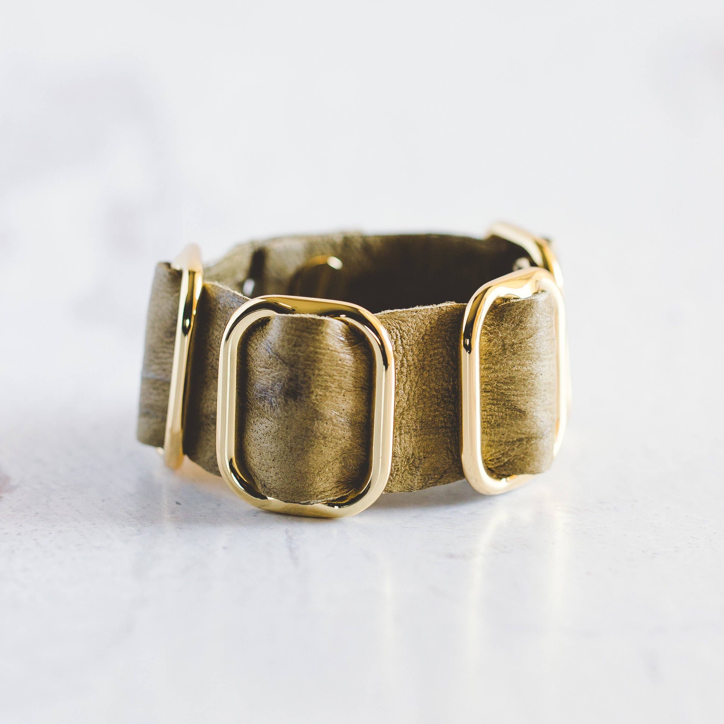 Giving Bracelets - Vente Bracelet manchette - Bracelet en cuir Fancy Cuff - Doré11