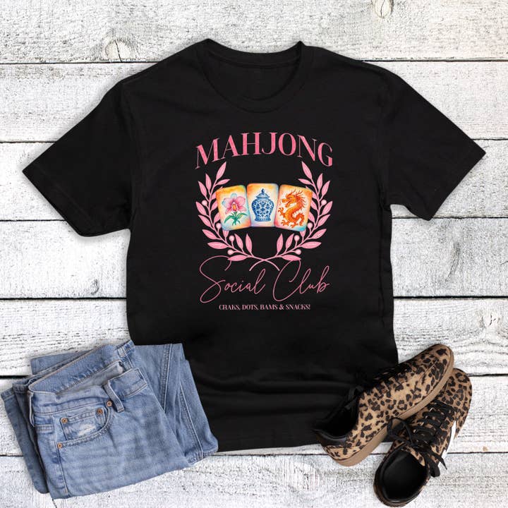 Mahjong Social Club Grafik-T-Shirt für den Großhandel von Rebel Rose