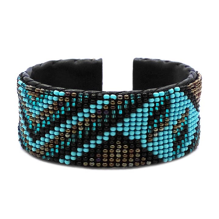 Pichincha - Wholesale Retailer display – Jewellery - 20 Pcs SB-CUFF Bracelet 2-Tier Wooden Bar Display1