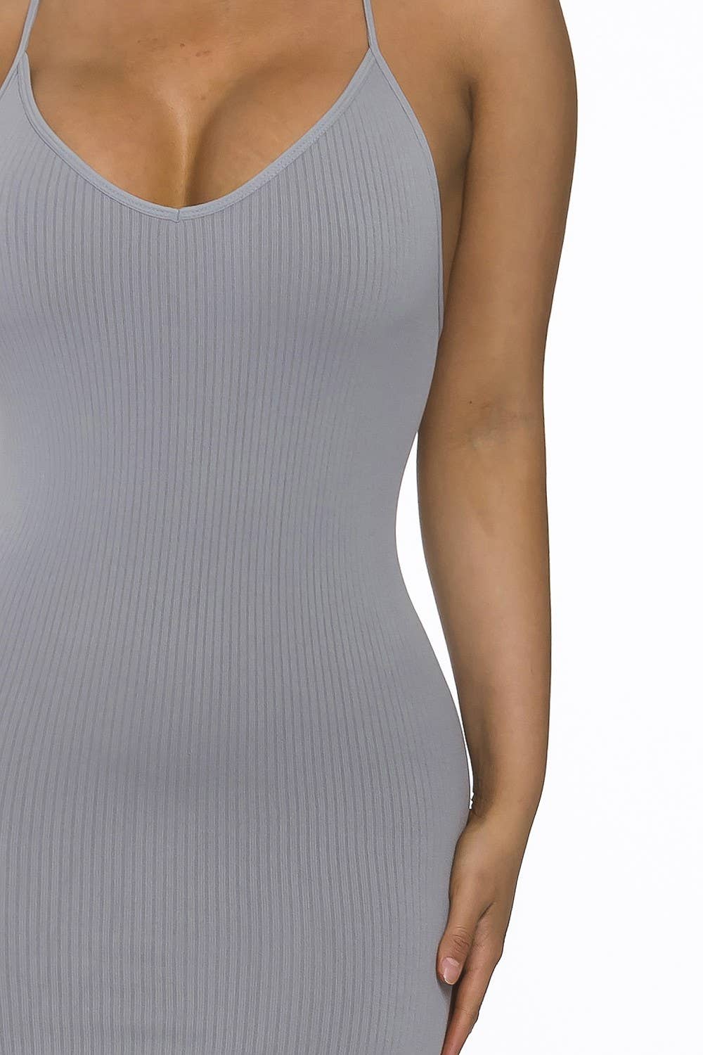 Lime All the Time – Großhandel Kleid – Damen – Bodycon-Maxikleid mit gerippten Spaghettiträgern18