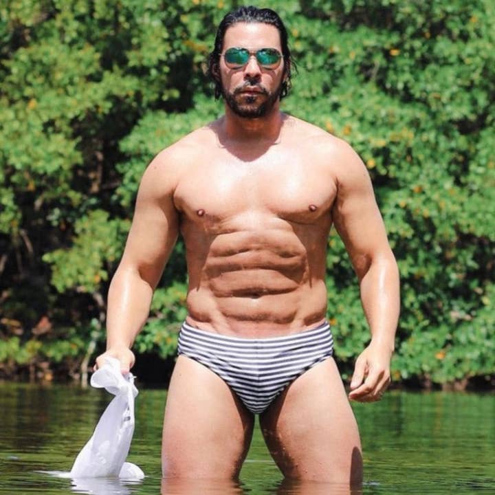 Slip da bagno Sunga W a righe per la vendita all'ingrosso da parte di Benatti Beachwear