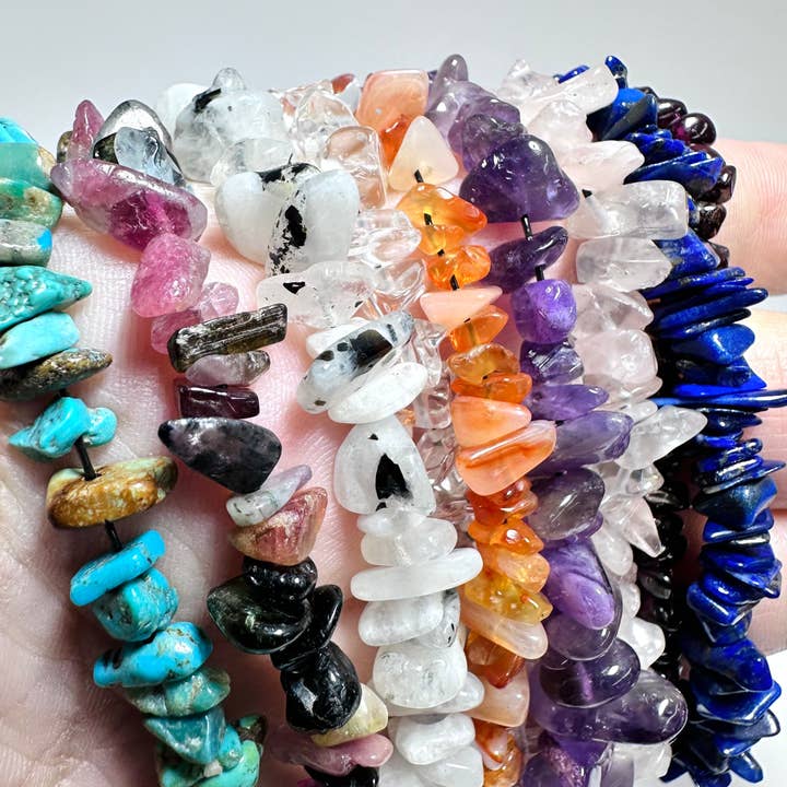 Bracciale elasticizzato con pietre preziose per la vendita all'ingrosso da parte di Janine’s Jewelry Design