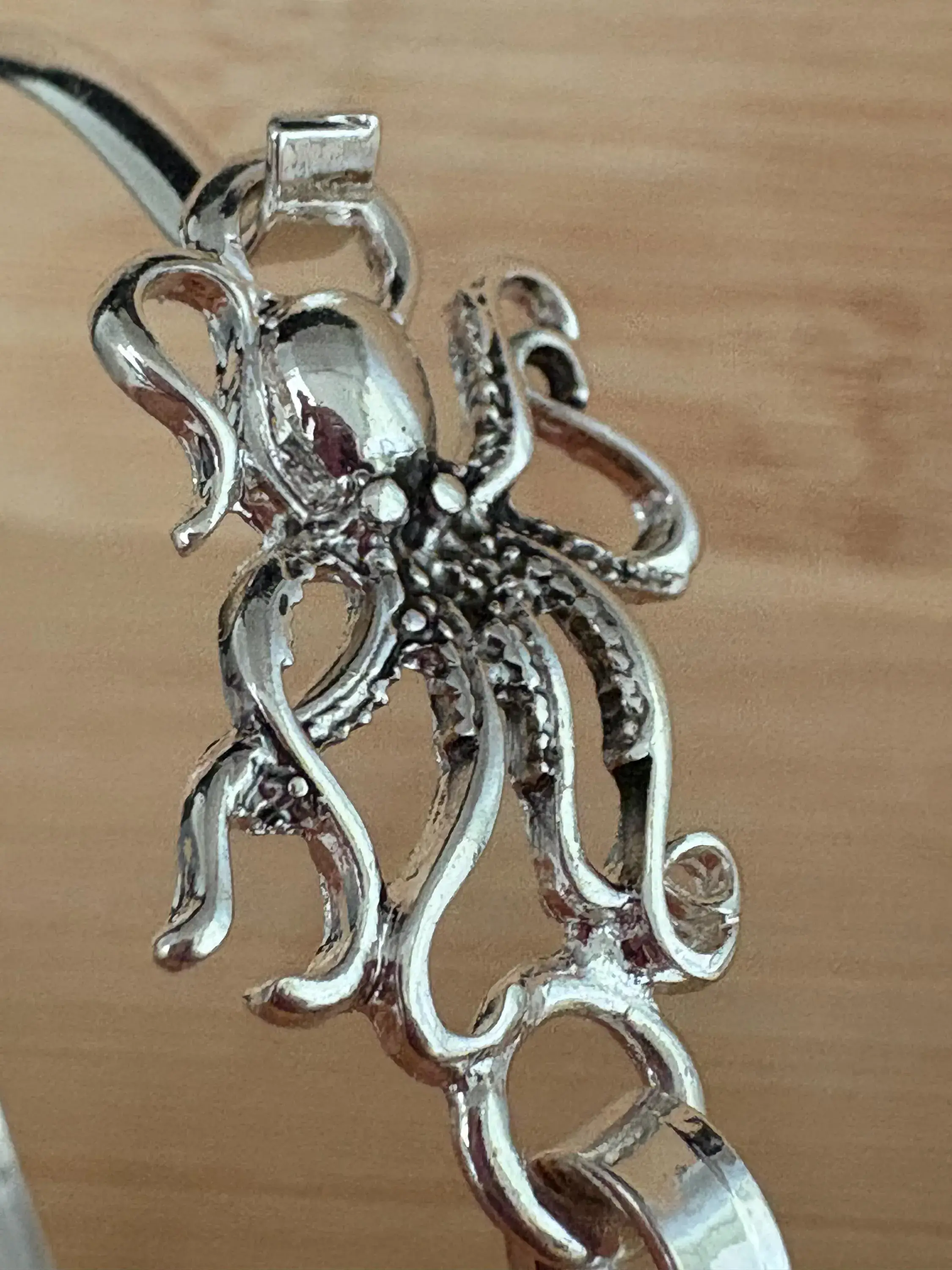 0011 PREMIERE - Wholesale Cuff Bracelet - FR3469 Antique Silver Nautical Octopus Metal Casting Bangle6