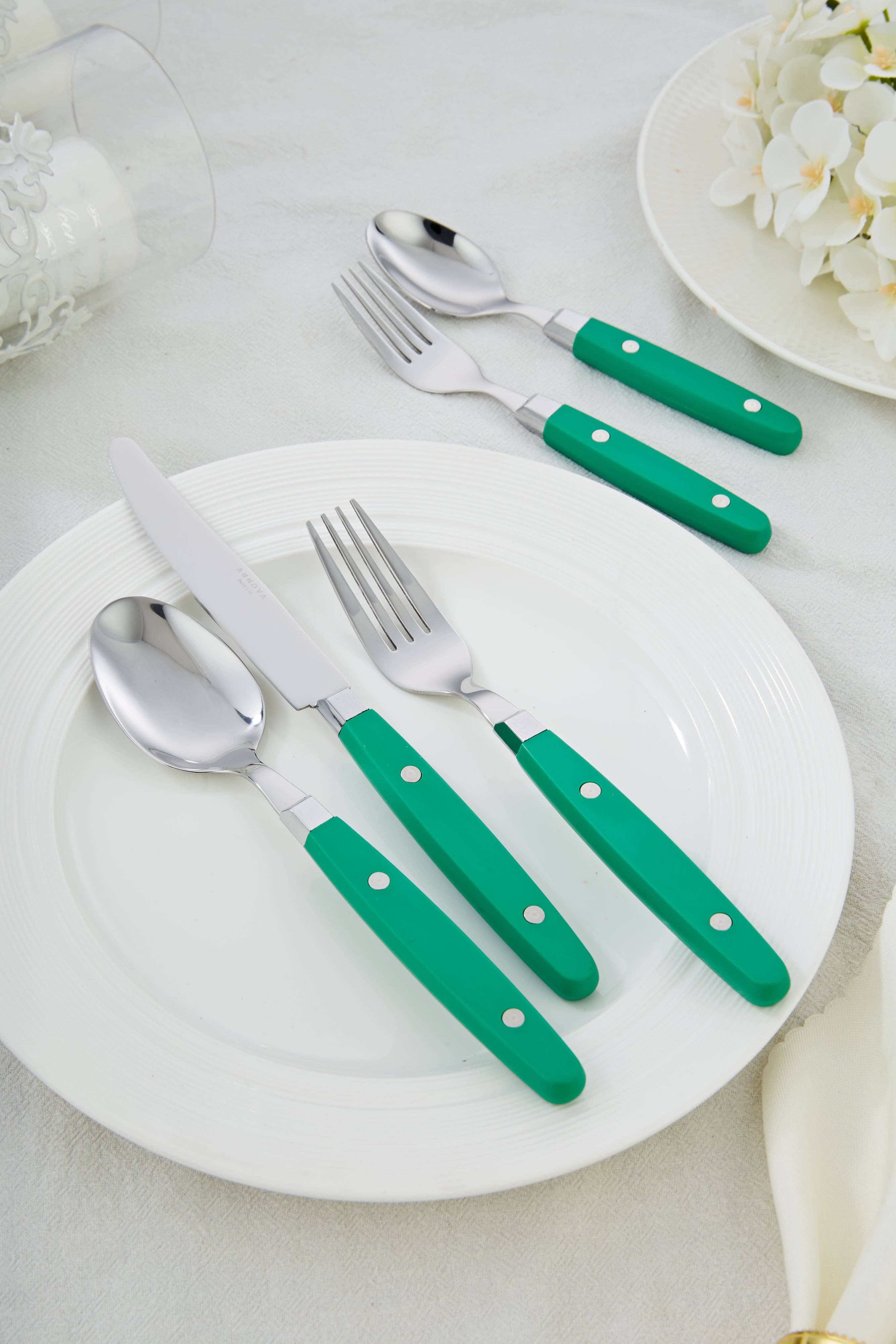 ANNOVA - Venta al por mayor Conjunto de cubiertos - Juego de Cubiertos Retro ANNOVA de 20 Piezas121