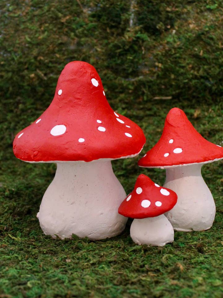 Gnomos Zombie: Conjunto de 3 Cogumelos por atacado de Chris and Jane's Place