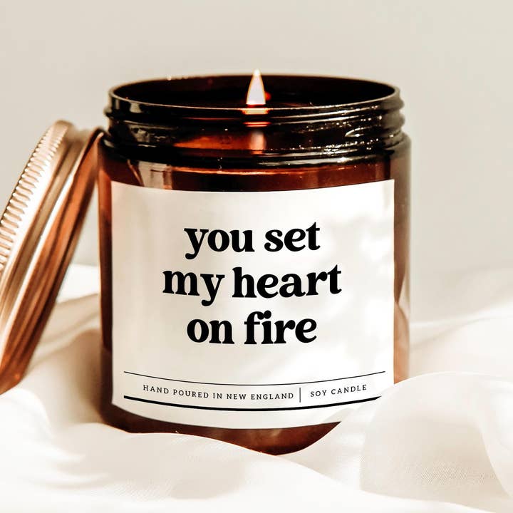 Candela d'Amore Romantico, Regalo di Anniversario, Cera di Soia, Barattolo d'Ambra per la vendita all'ingrosso da parte di Scently Moments