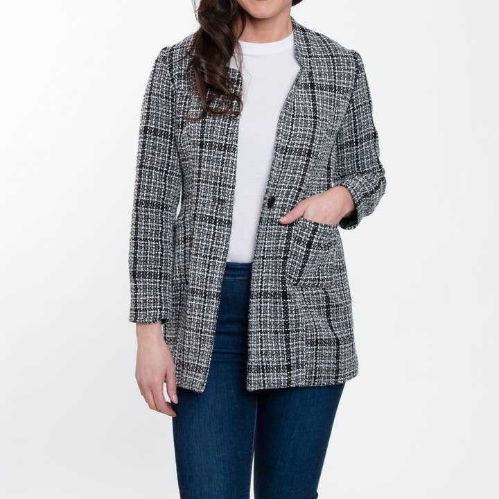 Elsie & Zoey - Wholesale Blazer - Women's - SALE - 6 Piece Lyra Plaid Long Boucle Blazer Assortment12